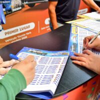 “La Curacao y Almacenes Tropigas encienden la pasión por el fútbol con sus quinielas de premios”